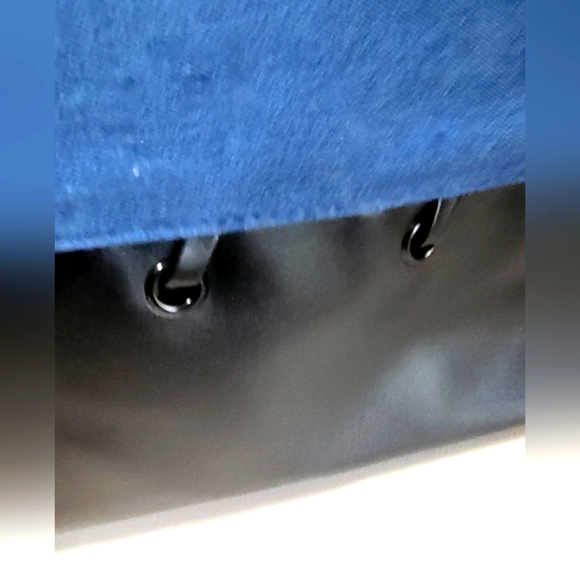 BNWT Victoria's Secret Blue and Black Tote Bag with Matching Makeup Case - Picture 4 of 10